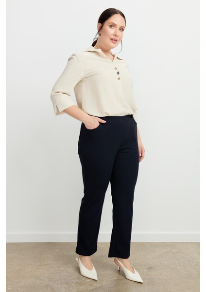 Büyük Beden Arkası Cepli Pantolon-Lacı indirimleri