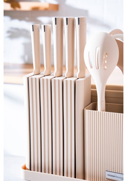 Cooper 14 Parça Standlı Kesme Tahtası Servis ve Bıçak Seti fiyatları