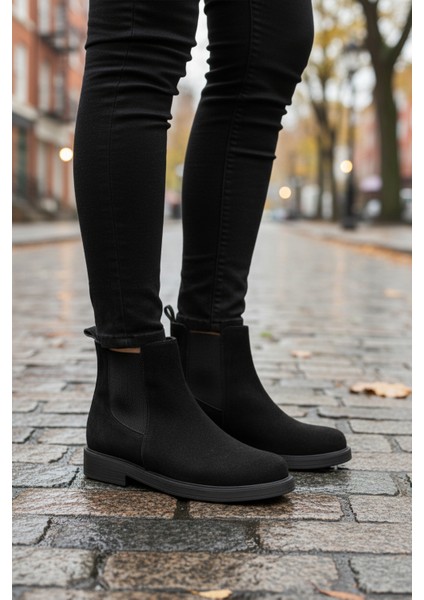 Siyah Süet Polarlı Kolay Giyilebilir Kaymaz Kadın Chelsea Bot 284097 Z modelleri