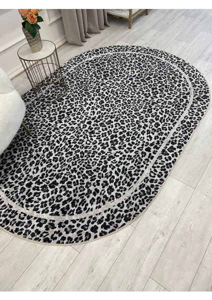 Leopar Desenli Oval Lateks Deri Halı modelleri