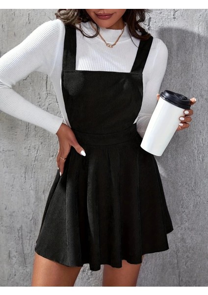 Mdb Kadın Askılı Sırttan Çapraz Detaylı Kısa Kiloş Kadife Mini Elbise