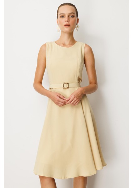 Cep Detaylı Kolsuz Krep Elbise-Sarı