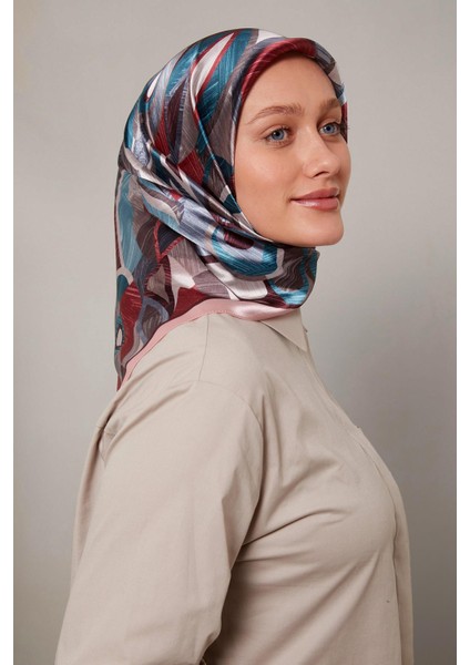 Pembe Çiçek Desen Kristal Eşarp