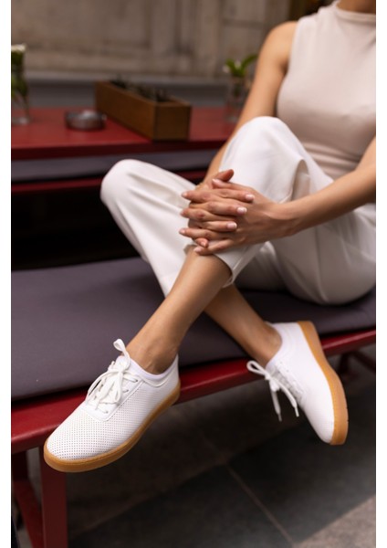 Halla Kadin Siyah Zimba Detay Ekstra Yumusacık Sneaker