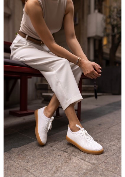 Halla Kadin Siyah Zimba Detay Ekstra Yumusacık Sneaker modelleri