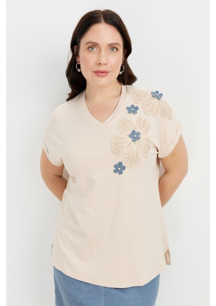 Büyük Beden Çiçek Baskı Penye Bluz-Bej