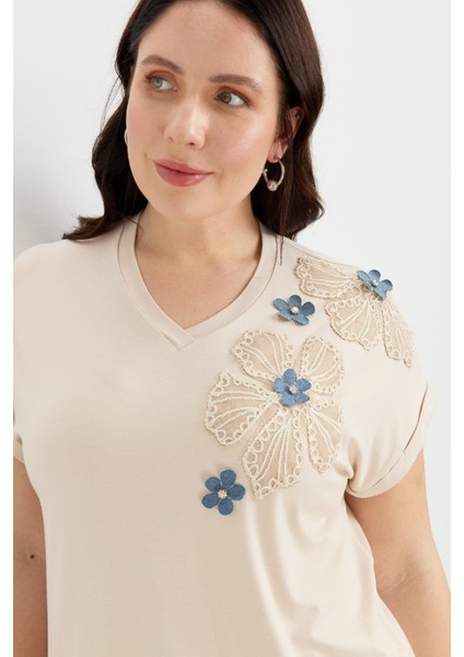 Büyük Beden Çiçek Baskı Penye Bluz-Bej