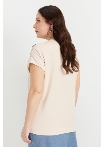 Büyük Beden Çiçek Baskı Penye Bluz-Bej