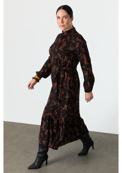 Büyük Beden Kuşak Detay Desenli Elbise-Kırmızı modelleri