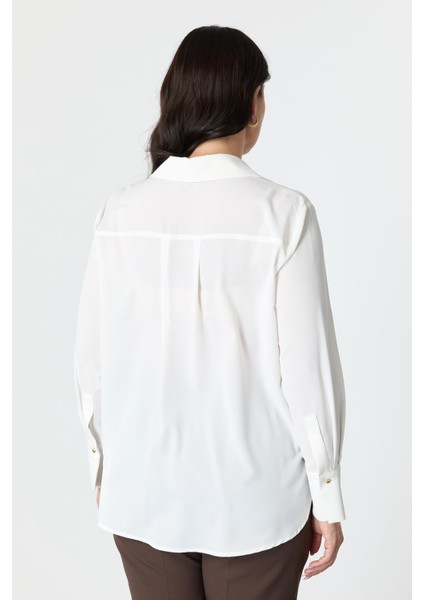 Büyük Beden Düğme Detay Gömlek-Kemık