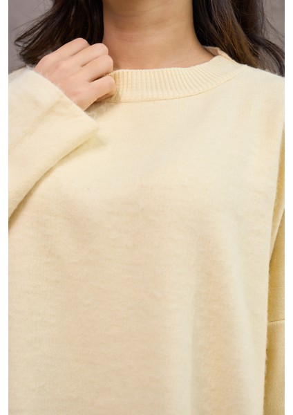 Tereyağ Sarısı Salaş Triko Kazak modelleri