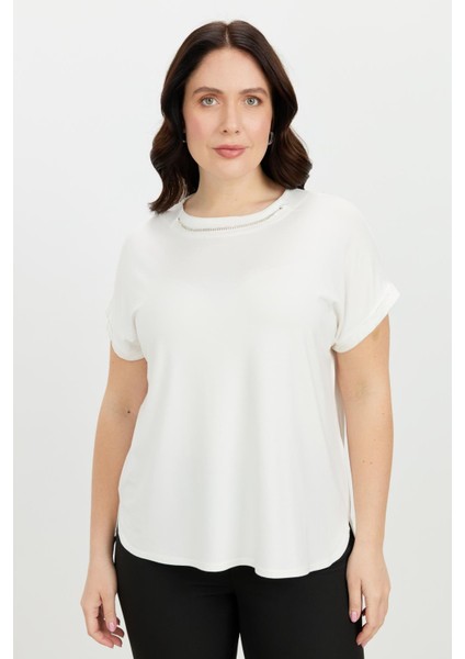 Büyük Beden Kolye Detaylı Bluz-Kemık