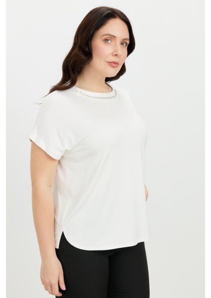 Büyük Beden Kolye Detaylı Bluz-Kemık