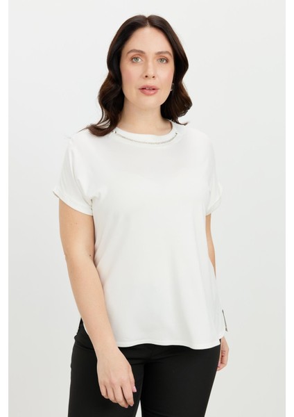 Büyük Beden Kolye Detaylı Bluz-Kemık