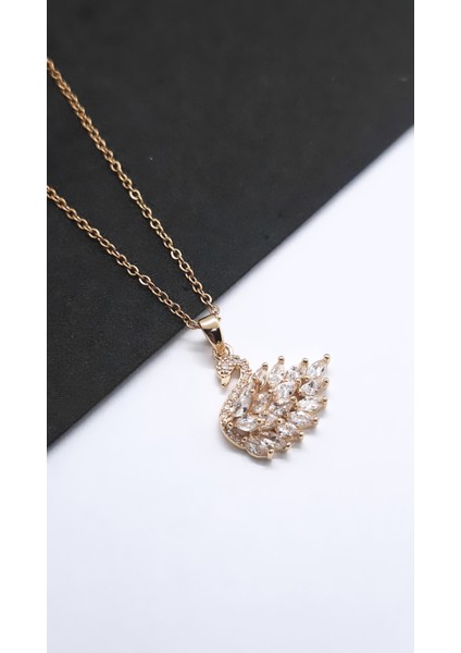 Beyaz Zirkon Taşlı Kuğu Çelik Kolye modelleri