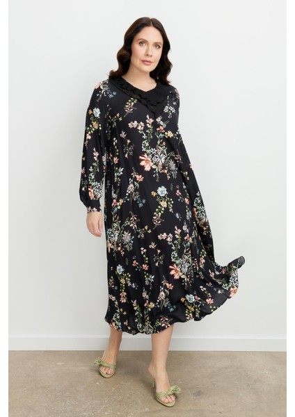 Büyük Beden Yaka Detalı Uzun Elbise-Siyah