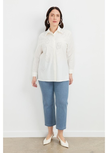 Büyük Beden Çiçek Desenli Gömlek-Kemık modelleri