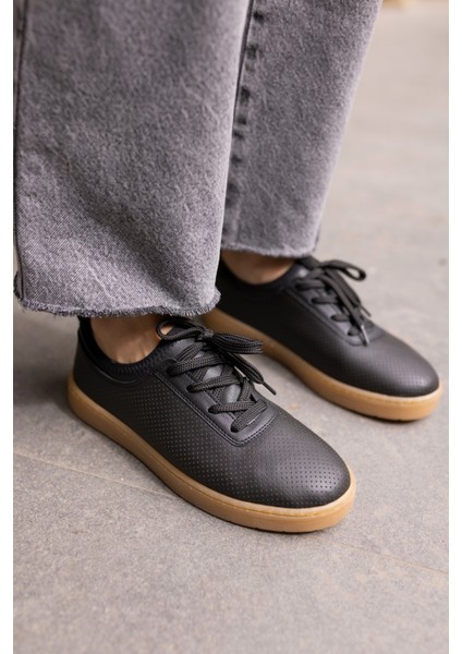 Halla Kadin Siyah Zimba Detay Ekstra Yumusacık Sneaker
