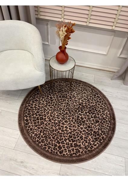 Leopar Desenli Yuvarlak Lateks Deri Halı fırsatları