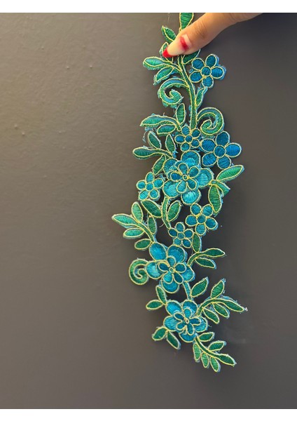 Ütü Ile Yapışan Vaaraklı Nakış Işleme Sarmaşık Çiçekli Aplike 32X12 cm fiyatları
