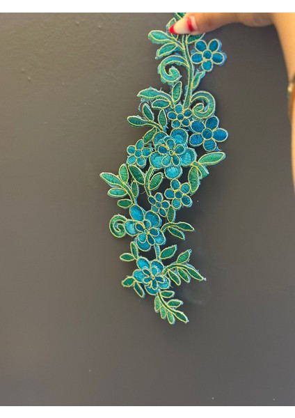 Ütü Ile Yapışan Vaaraklı Nakış Işleme Sarmaşık Çiçekli Aplike 32X12 cm modelleri