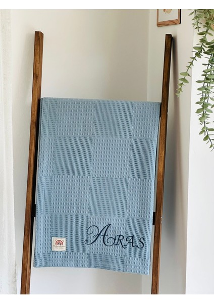 Ftbabycollection %100 Pamuk Waffle Kumaş Kişiye Özel Nakışlı Bebek Battaniyesi – Isim Yazılabilir (Indigo) modelleri