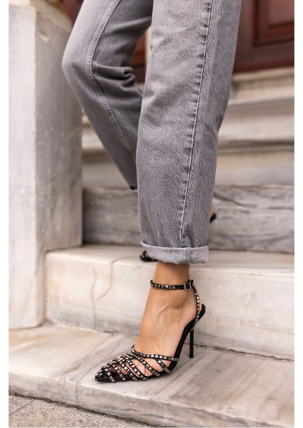 Olmo Kadin Bej Özel Taş Dizayn Topuklu Ayakkabi