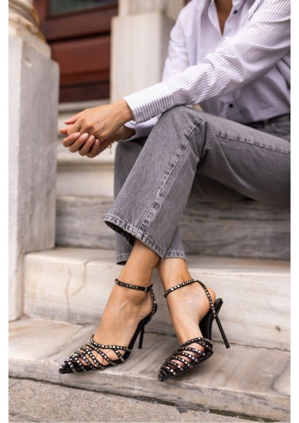 Olmo Kadin Bej Özel Taş Dizayn Topuklu Ayakkabi modelleri