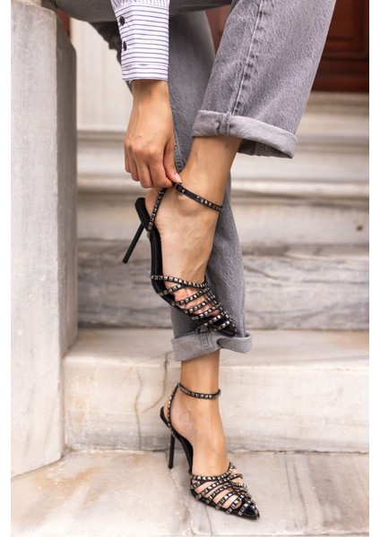 Olmo Kadin Bej Özel Taş Dizayn Topuklu Ayakkabi