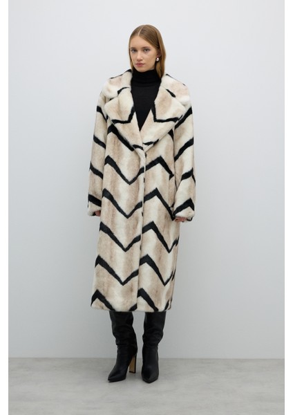 Zigzak Çizgili Suni Kürk Kaban Bej- Siyah K2619006_218 indirimleri