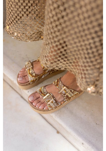 Ciroo Kadın Beyaz Taşli Desenli Toka Detay Eva Terlik