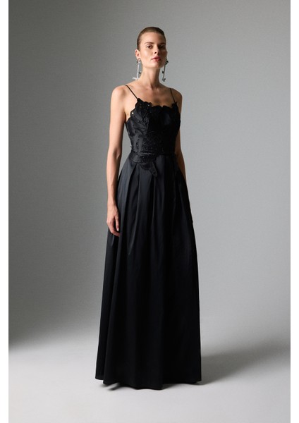 Ince Askılı Brode Detaylı Tafta Elbise Siyah K2611308_001