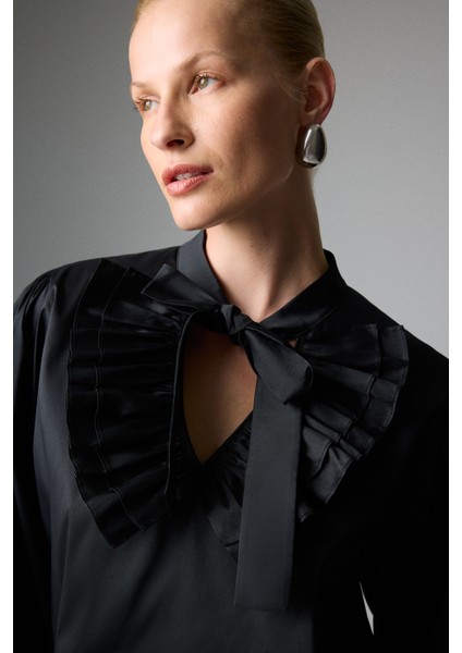 Yakası Bağlamalı Gömlek Siyah K2613537_001 modelleri