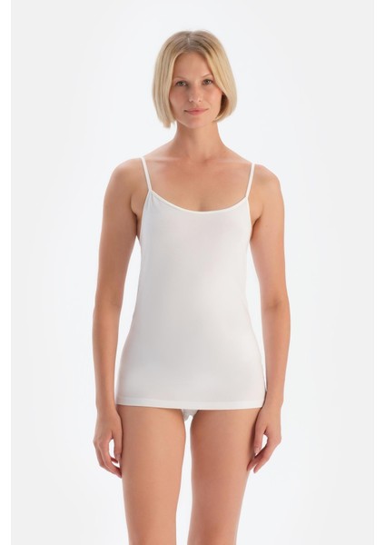 Kadın Pamuklu Ince Ip Askılı Atlet 2'li Paket 5007KC modelleri