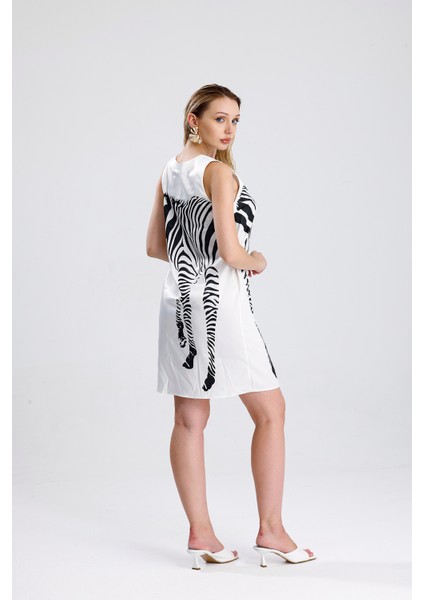 Havuz Yaka Dijital Baskılı Saten Elbise | ELB36420 Beyaz