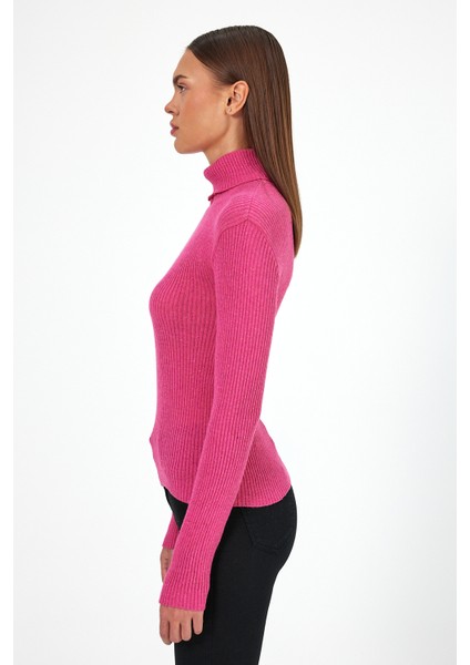 RD22KB374452 Kadın Balıkçı Yaka Triko Pro modelleri