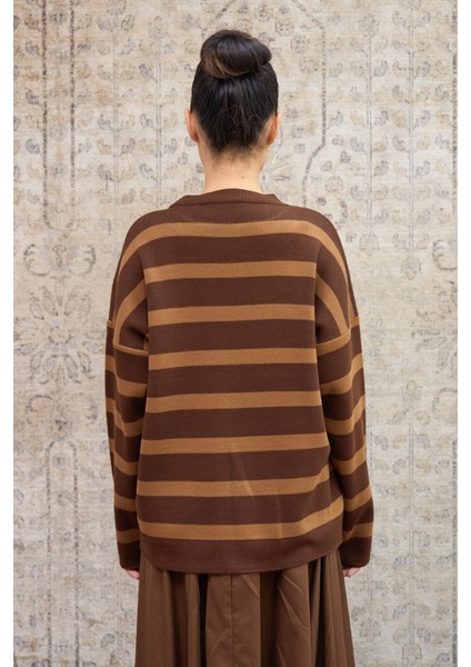Çizgili Kahverengi Oversize Triko Kazak indirimleri