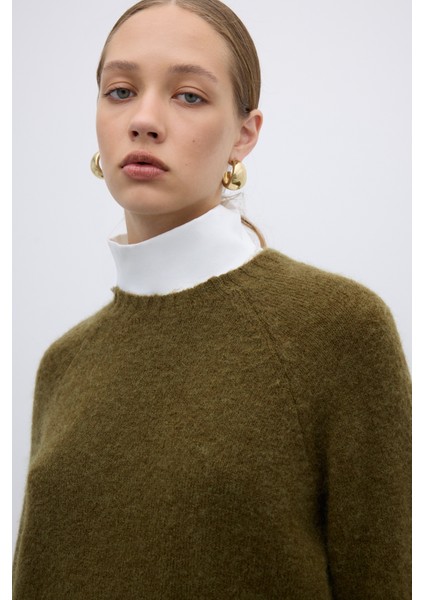 Bisiklet Yaka Triko Olive K2671010_027 fırsatları