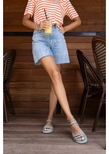 Marylan Kadin Altın Bantli Pofuduk Sandalet