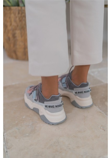 Brecka Kadin Gri Siyah Sneakers fırsatları