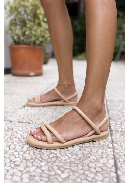 Marylan Kadin Altın Bantli Pofuduk Sandalet