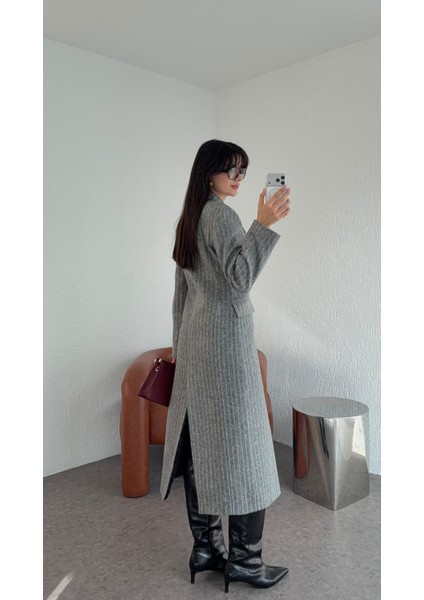 Belden Oturtmalı Gri Kaşe Kaban fiyatları