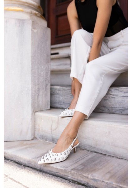 Champini Kadın Beyaz Rugan Özel Dizayn Mini Topuklu Ayakkabi