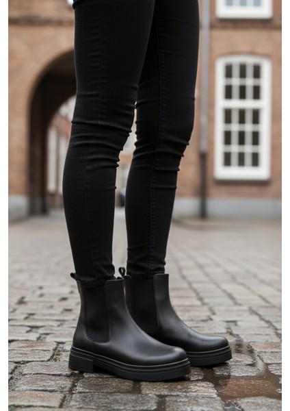 Siyah Cilt Kadın Bot 209134 Z