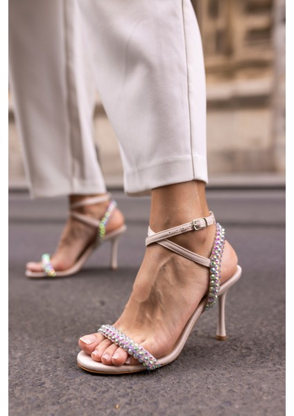 Nabba Kadın Gumus Taşli Abiye Sandalet indirimleri