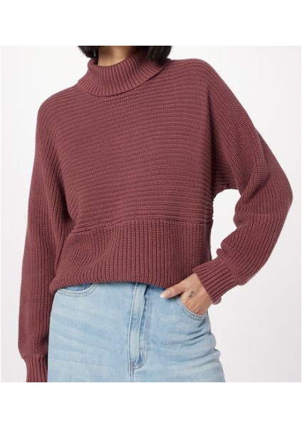 Kadın Rahat Kalıp Boğazlı Triko Kazak