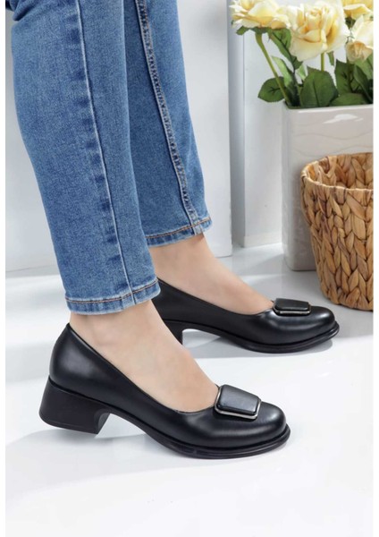 Kadın Topuklu Kare Tokalı Babet fiyatları