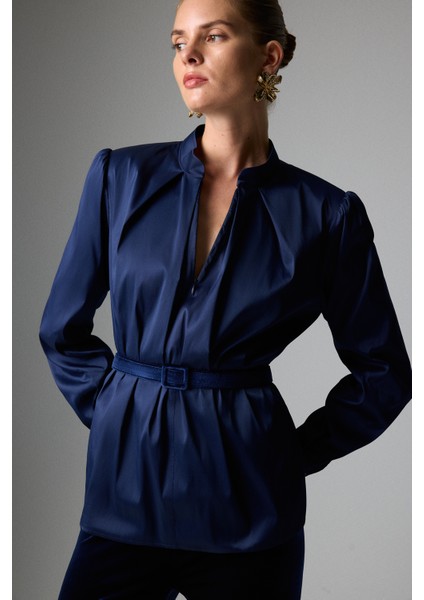 Önden Fermuar Kapamalı Beli Kemerli Hakim Yaka Gömlek Lacivert K2613535_015 indirimleri