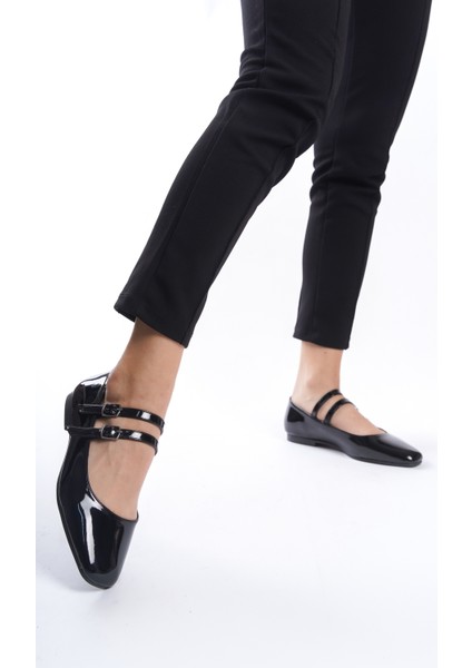 Siyah Çift Bantlı Kare Burun Günlük Babet fırsatları