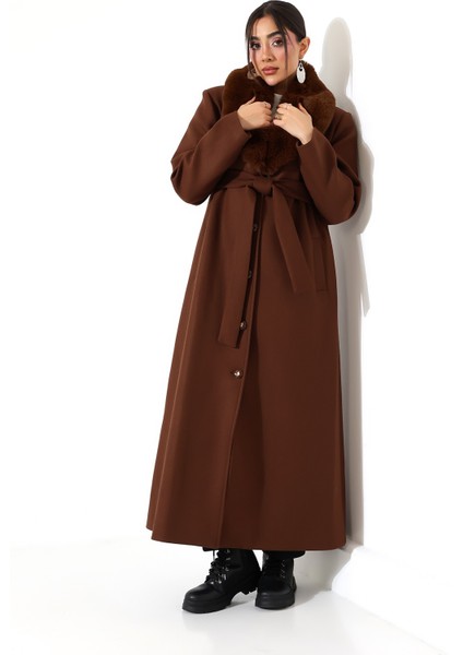 Kadın Şal Yaka Kürk Detay Uzun Büyük Beden Kaşe Kaban